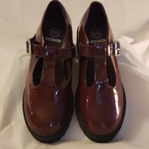 Girl's Size 3 Burgundy Platform Mary Jane Shoes 'Patent Leather' (Faux)